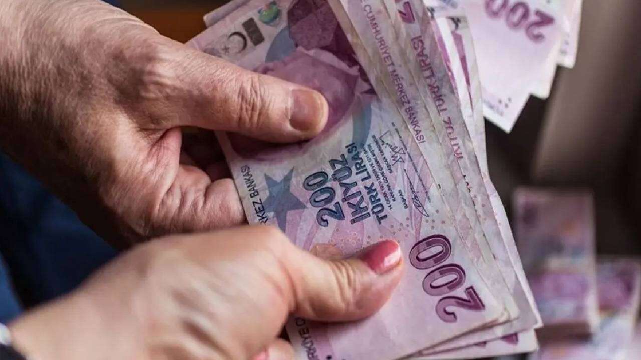 Bankalar kesenin ağızını açtı: Emekli maaş promosyonu zamlandı! Emekliye 100 bin lira ek ödeme için son 1 gün 6